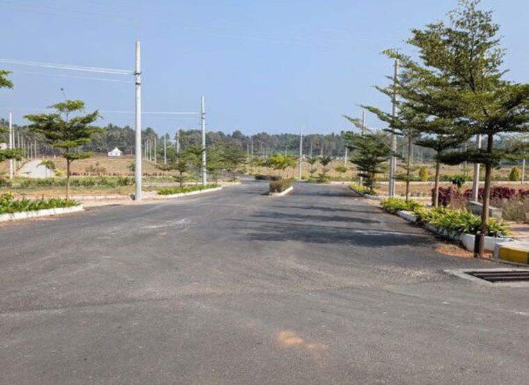 undefined, katraj  1000 Sq.Ft. Plot In Katraj Pune 10125154