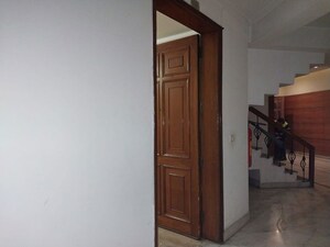 Room in 4 BHK Builder Floor at Ambience Island Lagoon, Sector 24 – for Sale