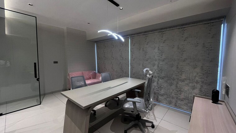 Team Area, piplod Commercial Office Space 745 Sq.Ft. In Piplod Surat 10125270
