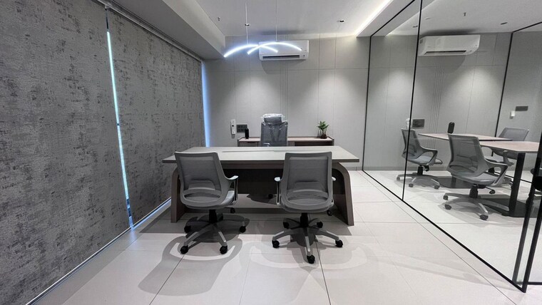 Team Area, piplod Commercial Office Space 745 Sq.Ft. In Piplod Surat 10125270