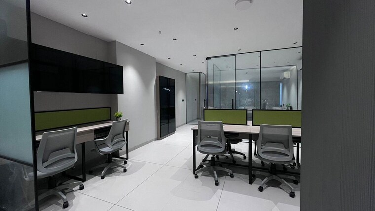 Team Area, piplod Commercial Office Space 745 Sq.Ft. In Piplod Surat 10125270