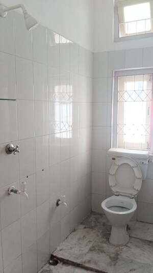 Master Bedroom in 1 BHK Villa at Christian Basti – for Rent