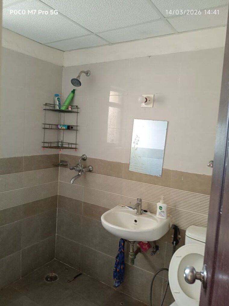 Bathroom, gaur city 2 3 Bedroom 1536 Sq.Ft. Apartment In Gaur City 2 Greater Noida 10125429