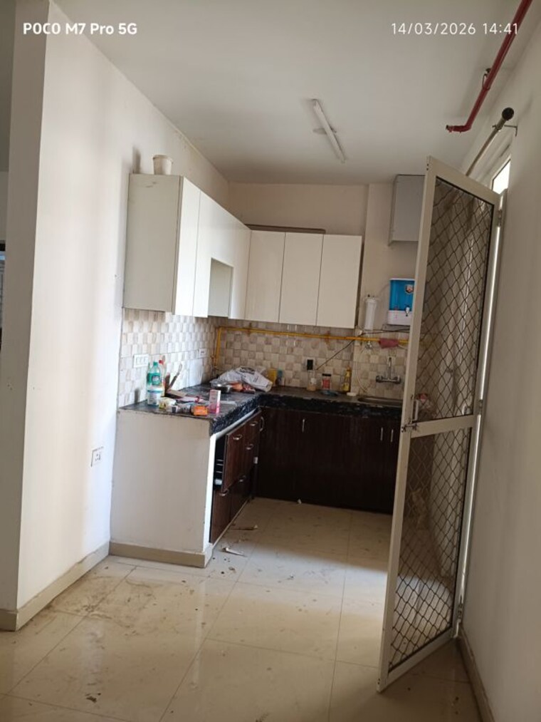 Kitchen, gaur city 2 3 Bedroom 1536 Sq.Ft. Apartment In Gaur City 2 Greater Noida 10125429