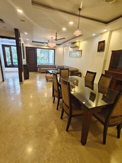 3 BHK + Servant Room Builder Floor For Rent in Nizamuddin East