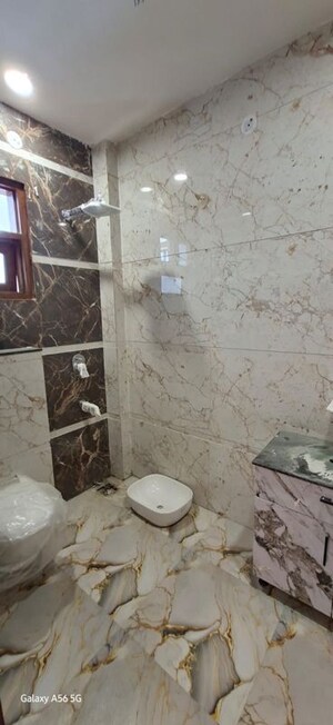 Bathroom in 3 BHK Builder Floor at RPS Palm Drive, Sector 88 – for Sale