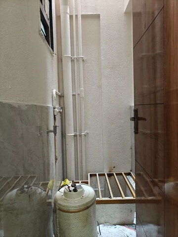 Bathroom in 1 BHK Independent House at Agara – for Rent