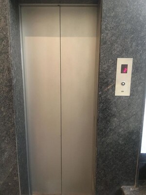 Building Lobby in 3 BHK Builder Floor at Safdarjung Enclave – for Rent