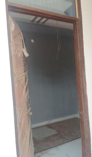 Furnished Amenities in 2 BHK Independent House at Khushboo Complex, Fazullaganj – for Sale