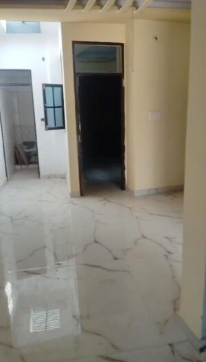 Room in 2 BHK Independent House at Khushboo Complex, Fazullaganj – for Sale