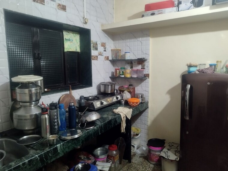  Parking, dombivli west 1 Bedroom 560 Sq.Ft. Apartment In Dombivli West Thane 10125700