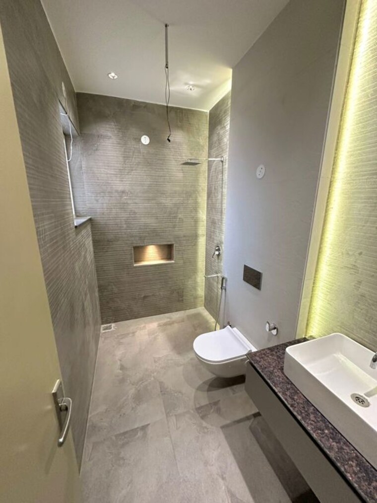 Bathroom, sector 115 5 Bedroom 150 Sq.Yd. Villa In Sector 115 Mohali 10125272