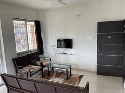 1 BHK Apartment For Rent in Shroff Serenade