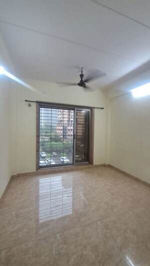 Room in 2 BHK Apartment at Cidco Valley Shilp, Kharghar Sector 36 – for Rent