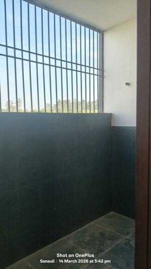 Room in 4 BHK Independent House at Dhakoli – for Sale