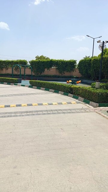 Master Bedroom in 1.5 BHK Apartment at Signature Global Synera, Sector 81 – for Rent