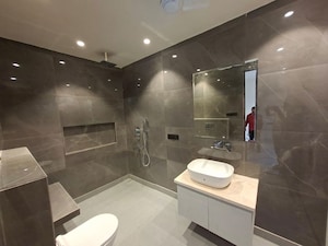 Team Area in 3 BHK Builder Floor at Sector 50 – for Rent