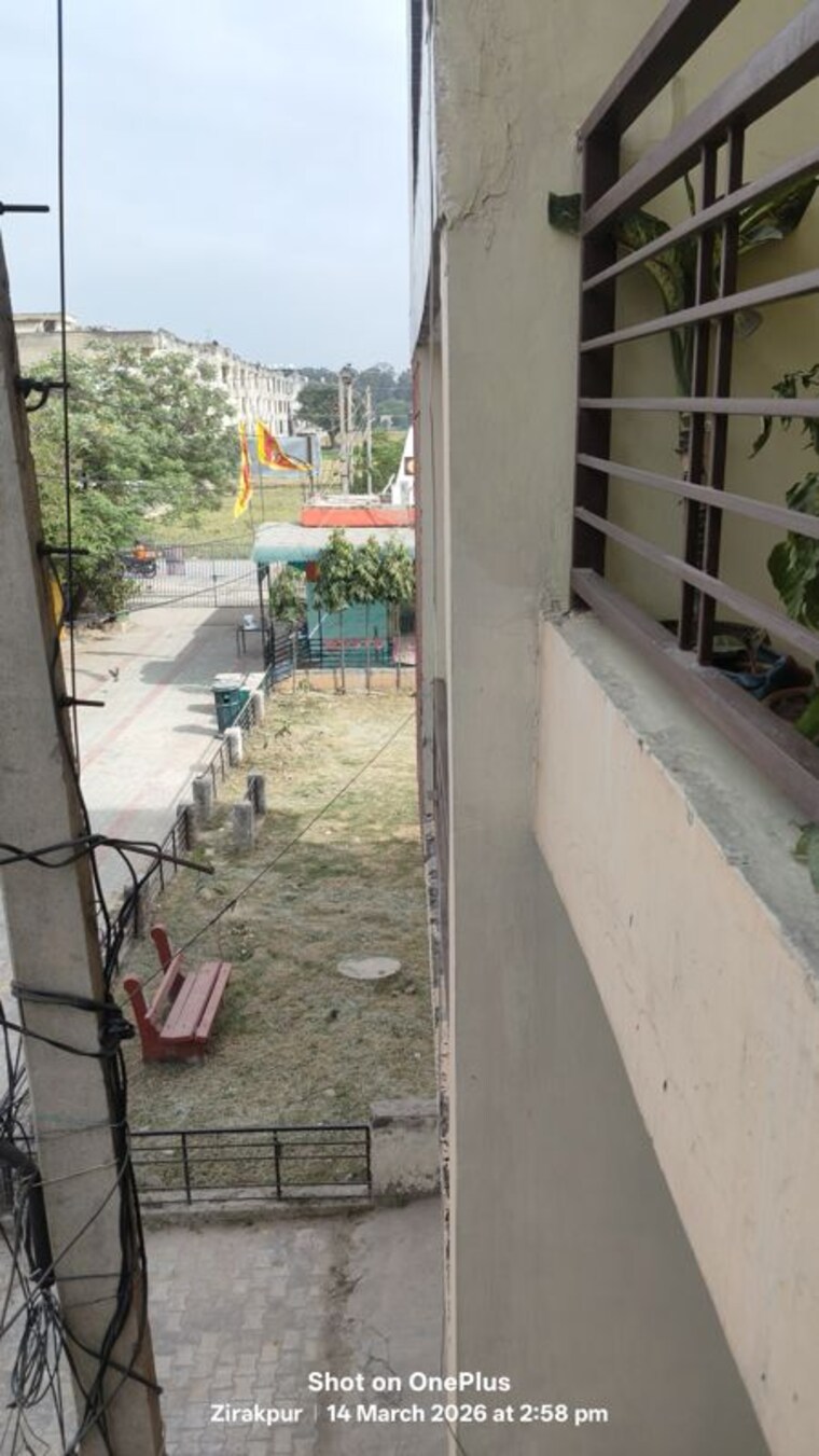 Balcony, dhakoli 2 Bedroom 100 Sq.Yd. Apartment In Dhakoli Zirakpur 10126283