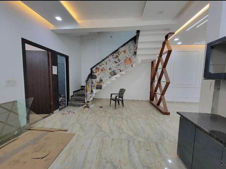 Lobby, sector 16 greater noida 3.5 Bedroom 100 Sq.Ft. Villa In Sector 16 Greater Noida Greater Noida 10126070