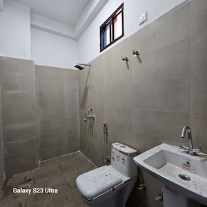 Bathroom in 3.5 BHK Villa at Sector 16 Greater Noida – for Sale