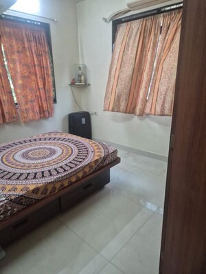 Bedroom in 1.5 BHK Apartment at Bandra West – for Rent