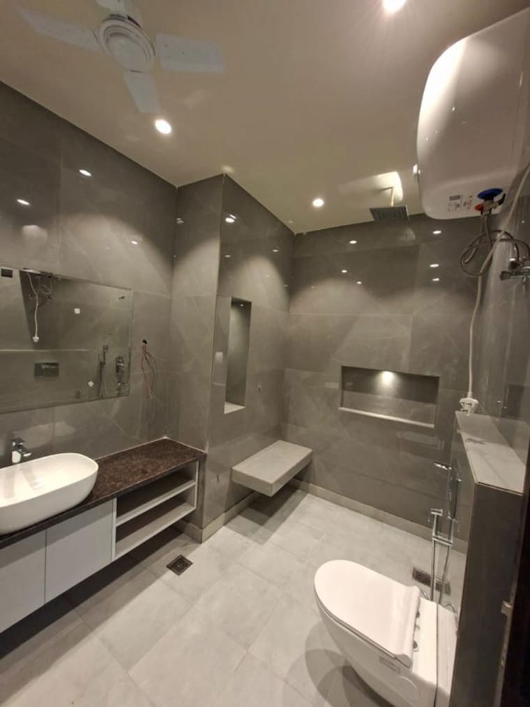 Bathroom, sector 50 3 Bedroom 1140 Sq.Ft. Builder Floor In Sector 50 Gurgaon 10126448