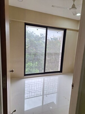 Room in 1 RK Apartment at Savannah Avalon, Andheri East – for Rent
