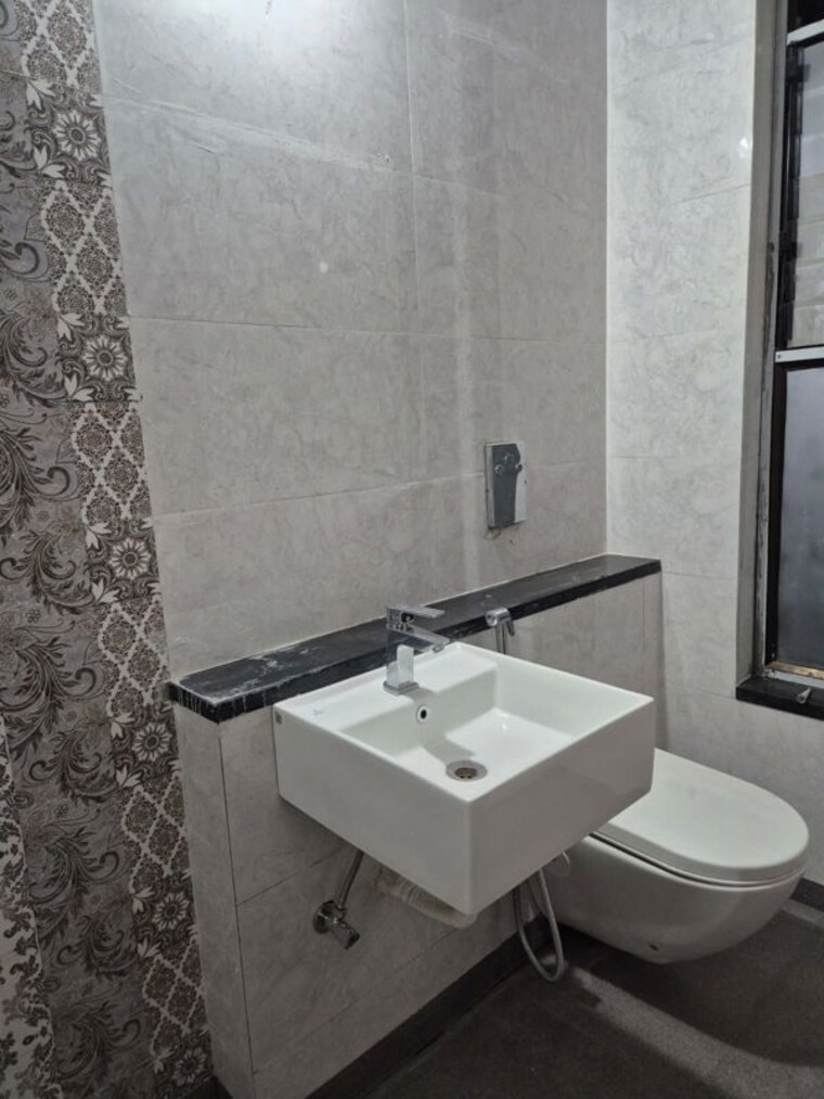 Bathroom, twin-star-vaastu-imperial 2 Bedroom 1050 Sq.Ft. Apartment In Ravet Pune 10125956