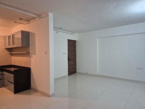 Room in 2 BHK Apartment at Twin Star Vaastu Imperial, Ravet – for Rent