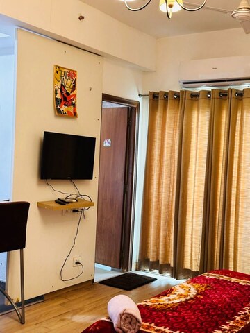 1 RK Apartment For Rent in Nimbus The Golden Palm, Sector 168