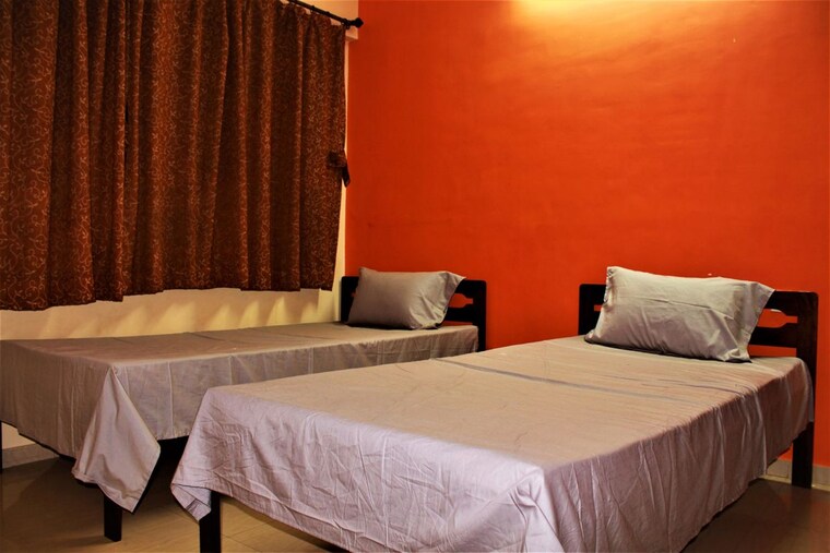 Bedroom, shivaji nagar Pg For Boys In Shivaji Nagar 10126657