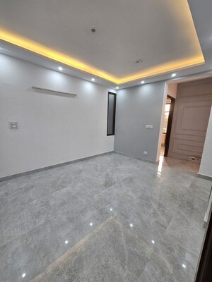 Room in 2 BHK Builder Floor at Chattarpur – for Rent
