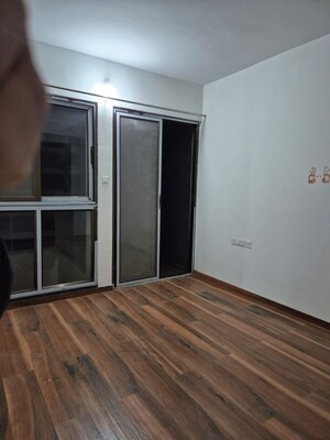 Room in 2 BHK Apartment at Twin Star Vaastu Imperial, Ravet – for Rent