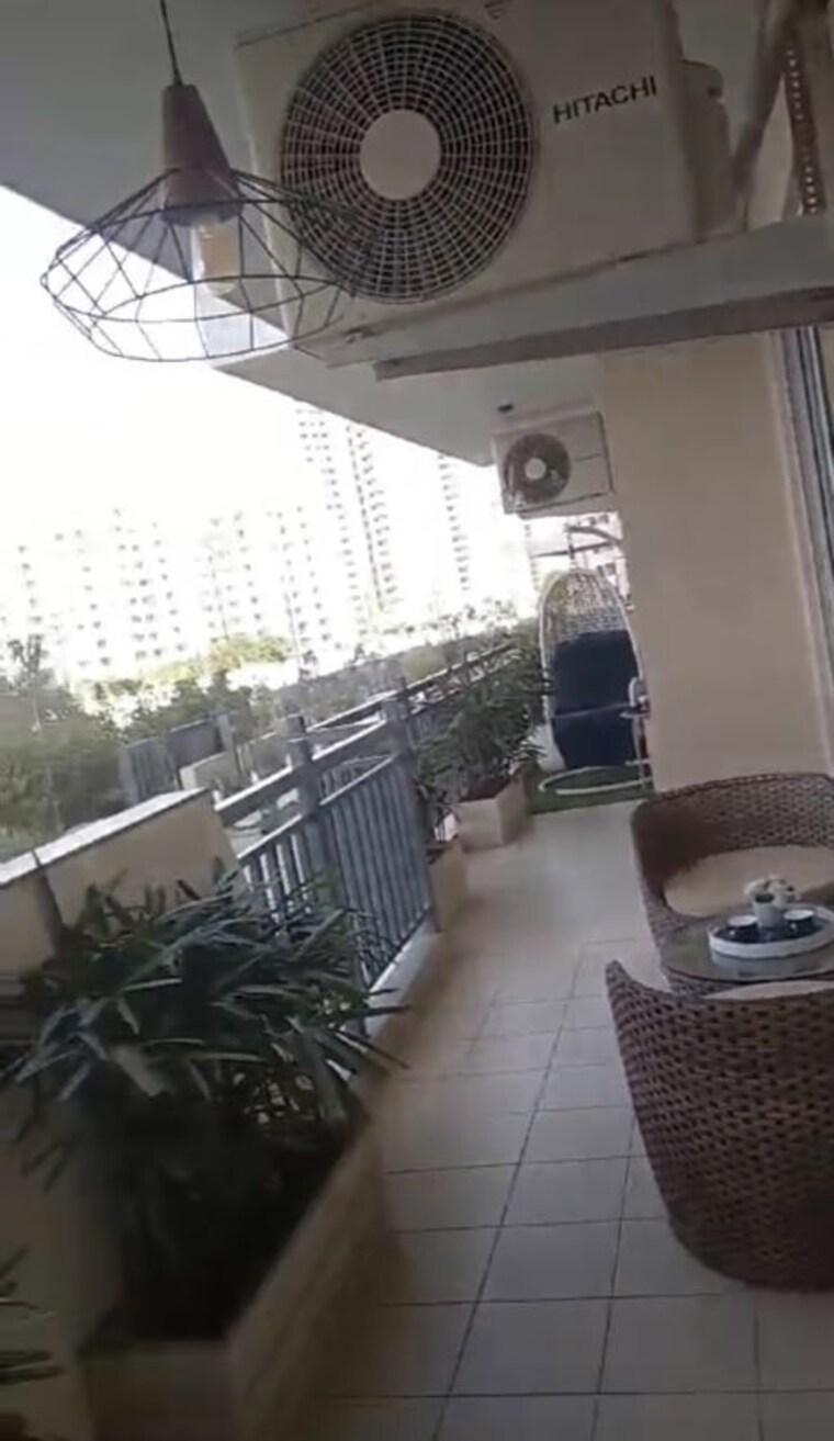 Balcony, bestech-park-view-altura 3 Bedroom 2015 Sq.Ft. Apartment In Sector 79 Gurgaon 10127080