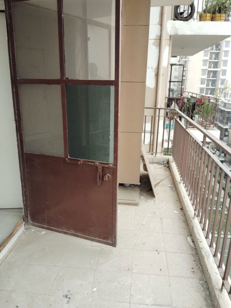 Balcony, signature-global-synera 2 Bedroom 735 Sq.Ft. Apartment In Sector 81 Gurgaon 10127094