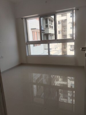 Room in 2 BHK Apartment at Wadhwa TW Gardens, Kandivali East – for Rent