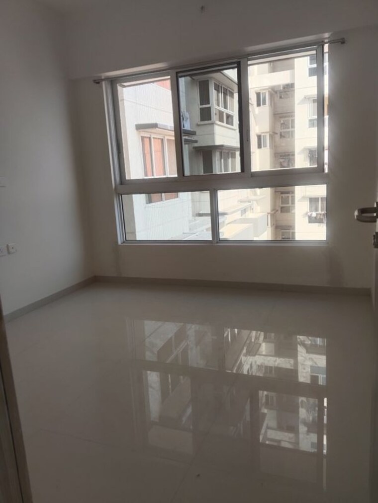Room, wadhwa-tw-gardens 2 Bedroom 680 Sq.Ft. Apartment In Kandivali East Mumbai 9836287