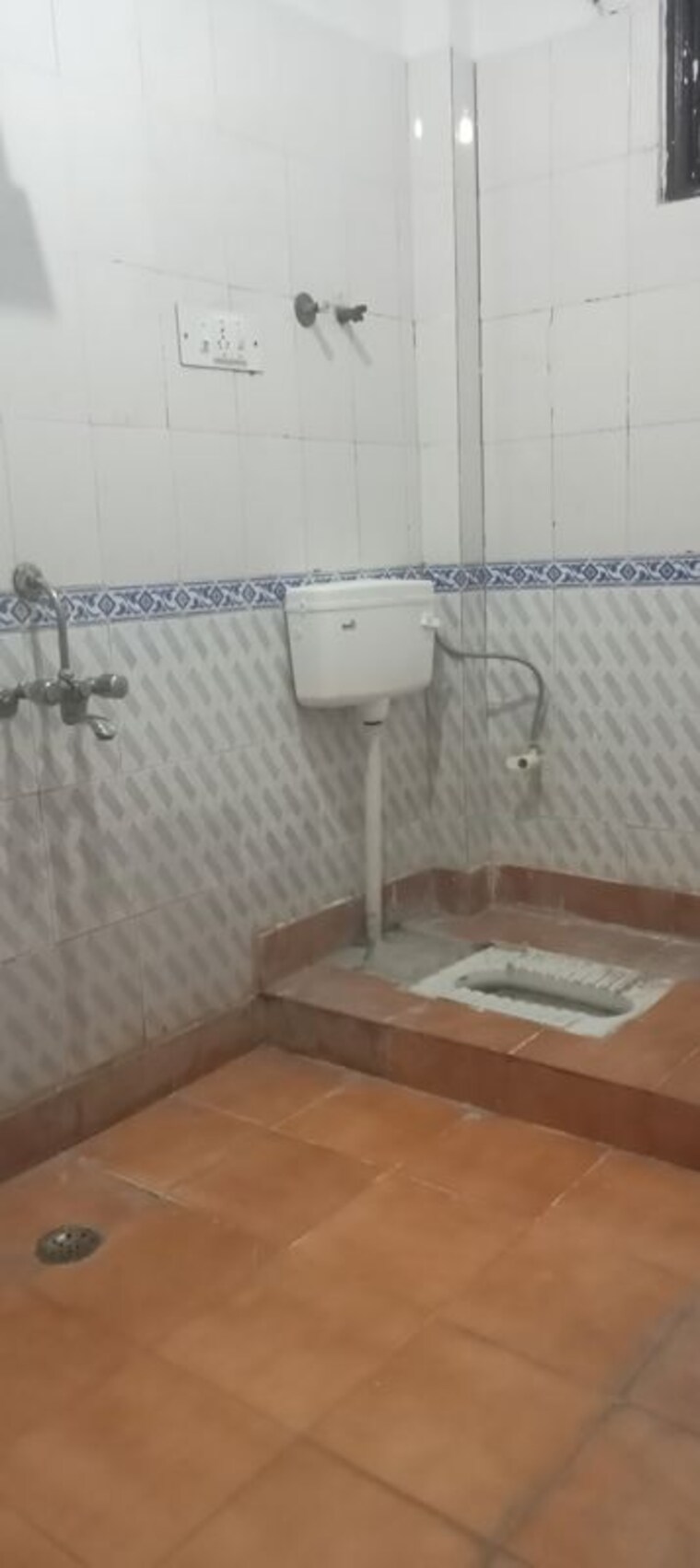 Bathroom, panchsheel vihar 3 Bedroom 1150 Sq.Ft. Builder Floor In Panchsheel Vihar Delhi 10127113