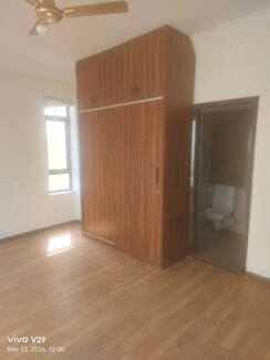 2 BHK Apartment For Sale in Unitech Fresco