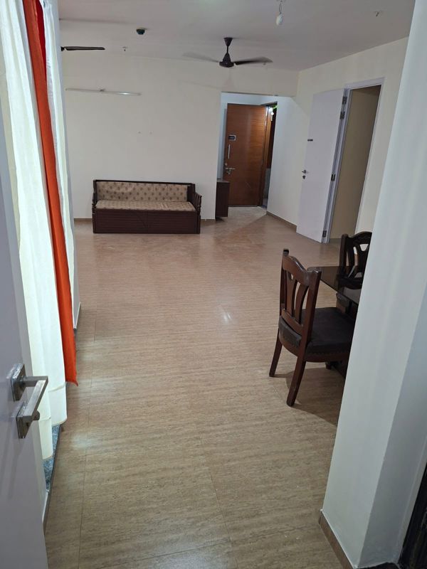 2.5 BHK + Store Room Apartment For Rent in Mahindra Lifespaces Splendour