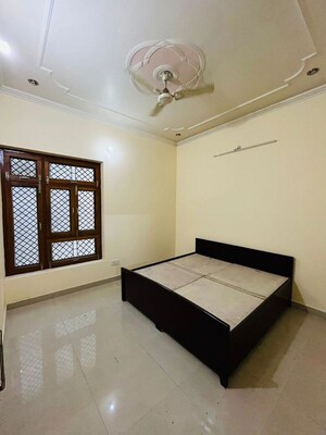  Pg For Rent in Vineet Khand