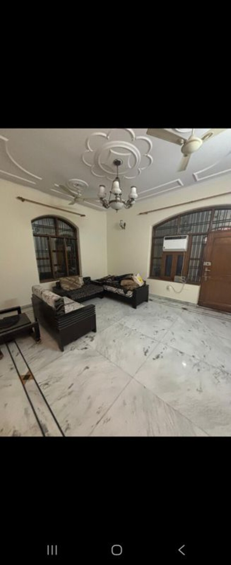 Living Room, sector 28 5 Bedroom 2600 Sq.Ft. Builder Floor In Sector 28 Faridabad 10127262