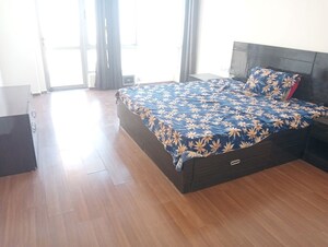 Bedroom in 3.5 BHK Apartment at Unitech The Residences Gurgaon, Sector 33 – for Rent