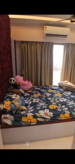 2 BHK + Pooja Room Apartment For Rent in Platinum Life