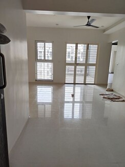 3 BHK + Servant Room Apartment For Rent in Goel Ganga Acropolis