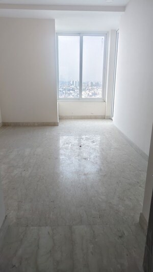 Room in 3 BHK Apartment at Ambience Tiverton, Sector 50 – for Sale