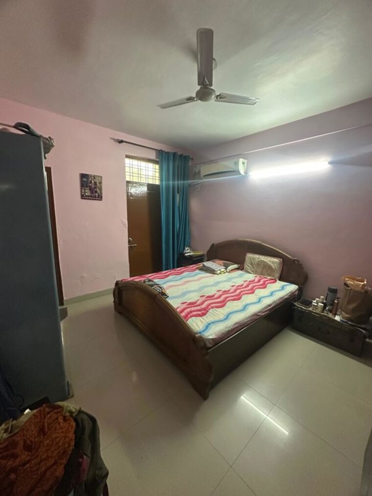 Bedroom, mayfield garden 3 Bedroom 2745 Sq.Ft. Builder Floor In Mayfield Garden Gurgaon 10127351