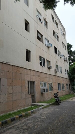 1 RK Apartment – Exterior View View at Unitech Uniworld Gardens, Sector 47 - for Rent