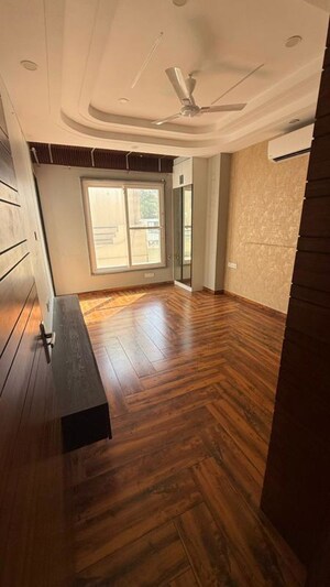 Kitchen in 2 BHK Builder Floor at Ansal Plaza Sector-23, Sector 23 – for Rent