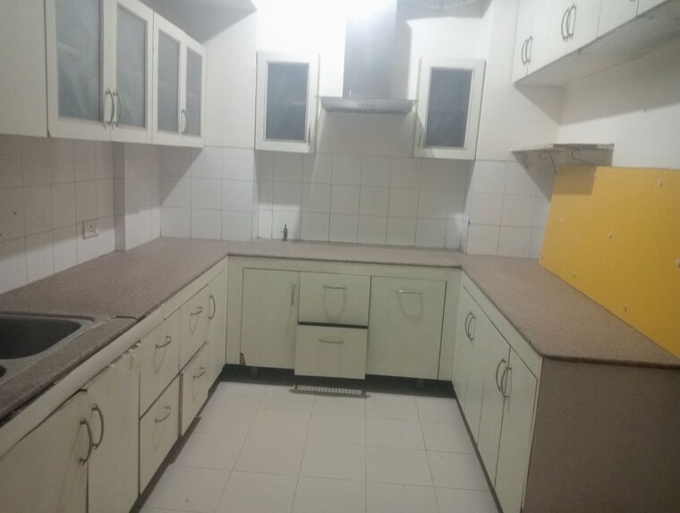 Kitchen, unitech-uniworld-gardens 3.5 Bedroom 2086 Sq.Ft. Apartment In Sector 47 Gurgaon 10127449